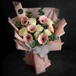 12 stalks of fresh flower